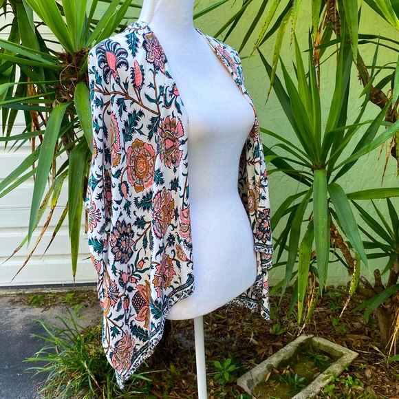 Zara Other - Zara Floral Kimono